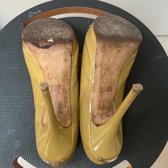 Christian Dior Patent Leather Stiletto Heels - Picture 5 of 7